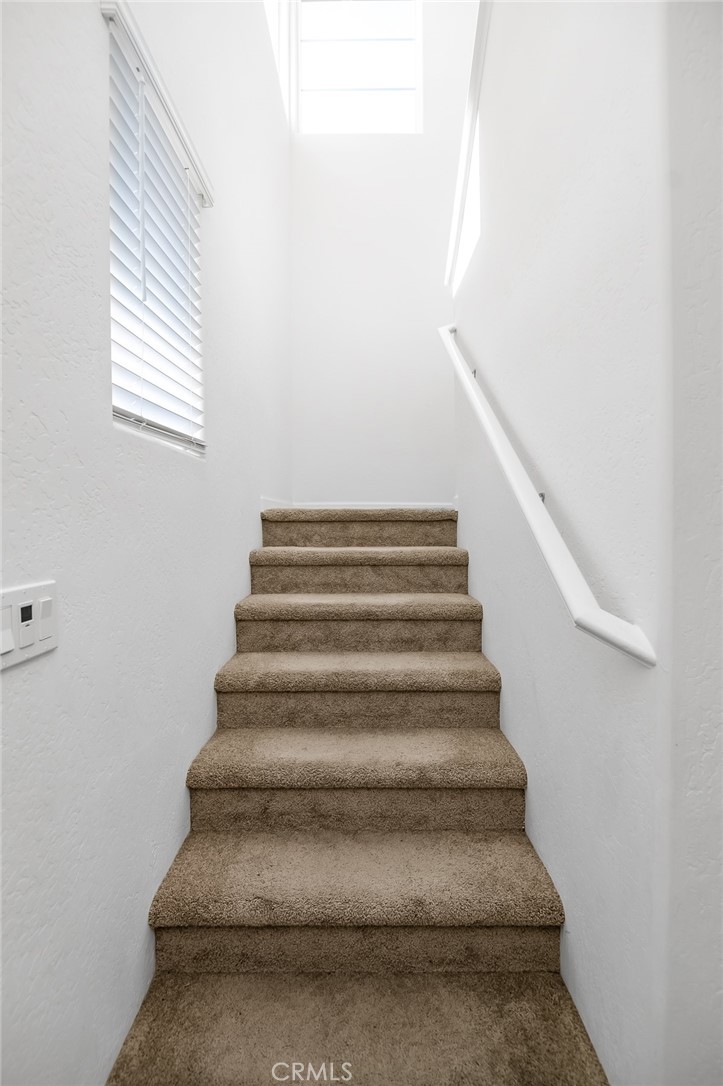 https://media.crmls.org/medias/6a0730a0-6610-4183-99d9-d74eb510349b.jpg?preset=X-Large