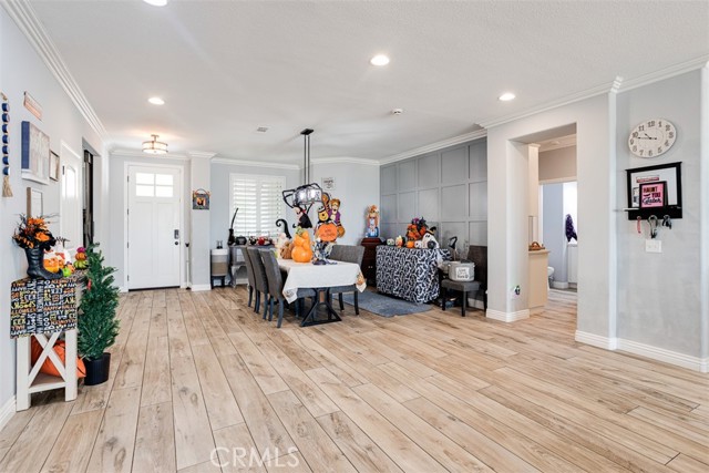 4225 W Riviera, Corona CA: https://media.crmls.org/medias/6a0756ca-97b6-4822-9350-a8c8287f2096.jpg