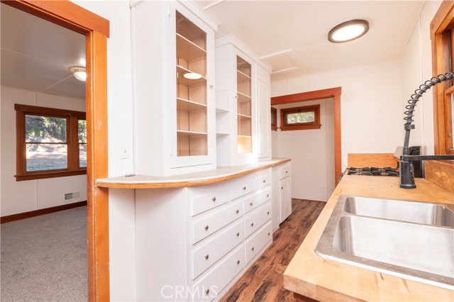 Detail Gallery Image 21 of 46 For 968 Ca-189, Twin Peaks,  CA 92391 - 3 Beds | 1/1 Baths