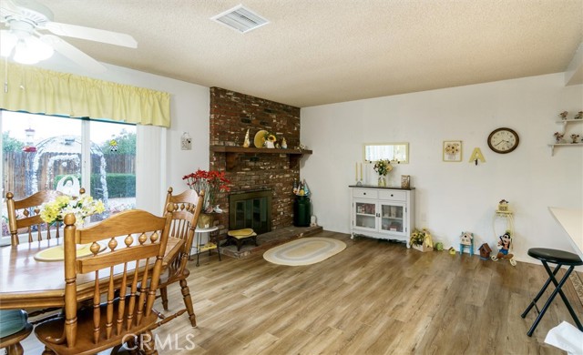 Detail Gallery Image 11 of 26 For 26116 Mccall Bld, Sun City,  CA 92586 - 2 Beds | 2 Baths