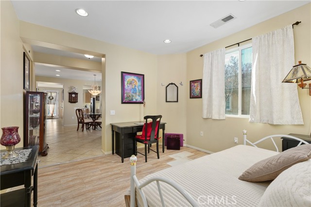 Detail Gallery Image 8 of 38 For 186 Canary Ck, Beaumont,  CA 92223 - 2 Beds | 2 Baths