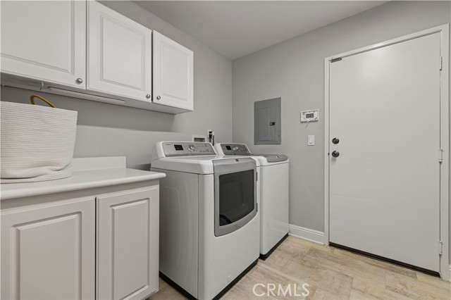 23402 Brookdale Lane, Valencia CA: https://media.crmls.org/medias/6a091ff5-5dbe-41ff-bbae-1d7e9c833b68.jpg