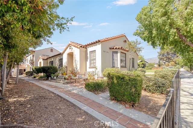 Front Image Thumbnail for CRBB25278558