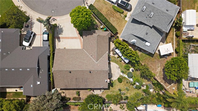 Detail Gallery Image 2 of 43 For 2147 Aster Pl, Costa Mesa,  CA 92627 - 4 Beds | 2/1 Baths