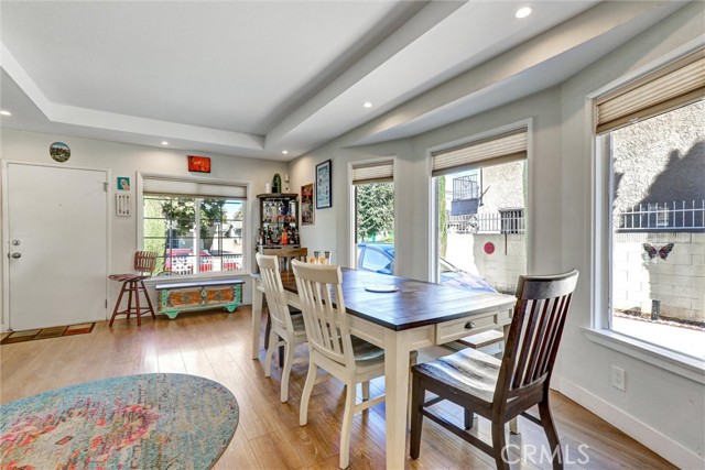 Detail Gallery Image 15 of 61 For 1626 E 6th, Long Beach,  CA 90802 - 3 Beds | 2 Baths