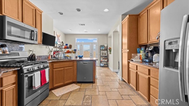 Detail Gallery Image 15 of 40 For 1821 Whispering Bells Rd, San Jacinto,  CA 92582 - 3 Beds | 3 Baths