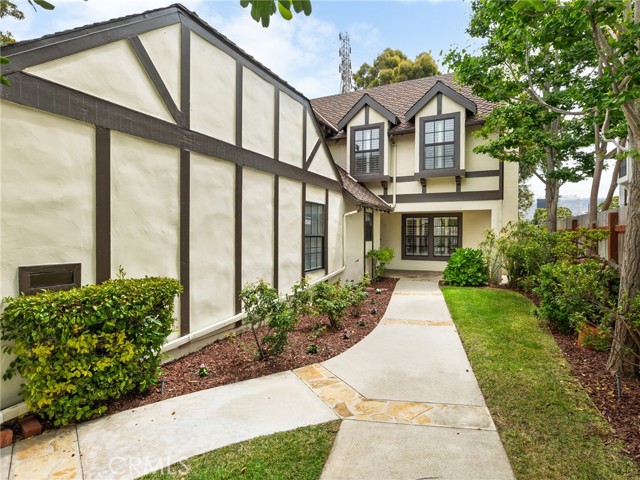 502 Washington Street, El Segundo CA: https://media.crmls.org/medias/6a0c6455-58f1-426f-be6d-8356eebe05c4.jpg