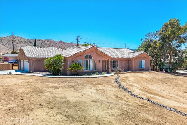 8840 Frontera Ave, Yucca Valley, CA 92284