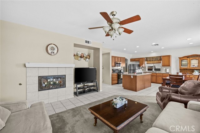 Detail Gallery Image 17 of 39 For 28402 Crestwood St, Menifee,  CA 92585 - 4 Beds | 3 Baths