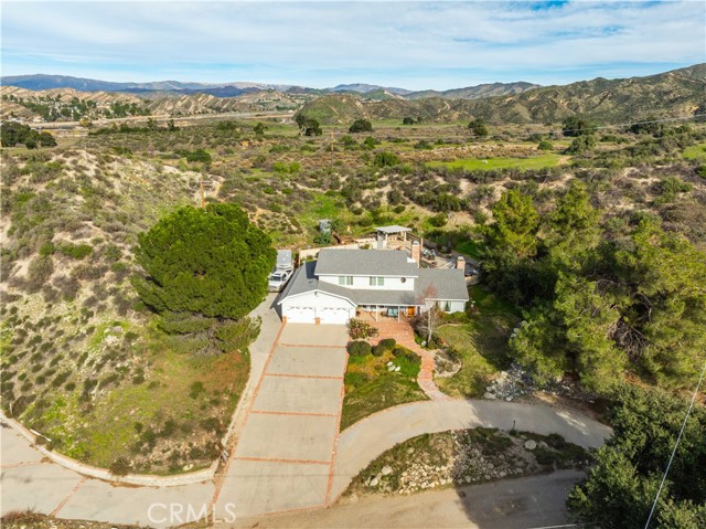 28132 Oak Spring Canyon, Canyon Country CA: https://media.crmls.org/medias/6a0e201f-6d9e-4211-a5c0-1068841f0f44.jpg