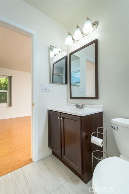 Detail Gallery Image 38 of 58 For 2111 N Verdugo, Glendale,  CA 91208 - 2 Beds | 2 Baths