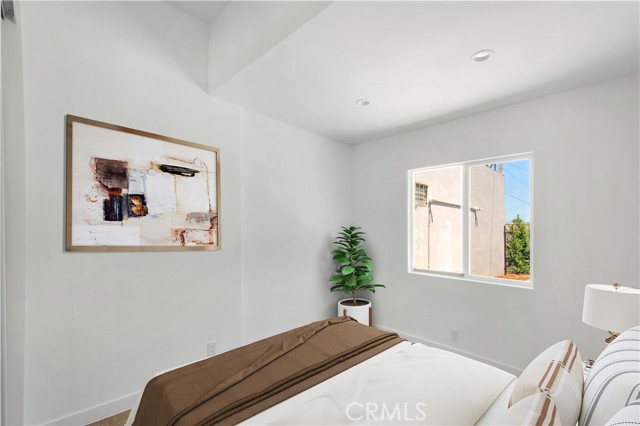 Detail Gallery Image 7 of 33 For 5512 Long Beach Bld, Long Beach,  CA 90805 - – Beds | – Baths