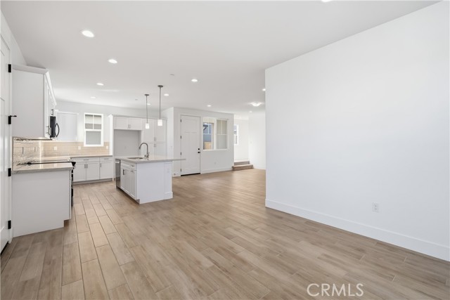 Detail Gallery Image 16 of 33 For 209 Foxtrot Ct, San Luis Obispo,  CA 93401 - 3 Beds | 2/1 Baths