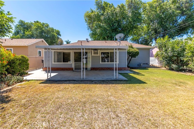 7859 Sycamore Avenue, Riverside CA: https://media.crmls.org/medias/6a0f8063-6e06-429f-acc2-c58d760c1531.jpg