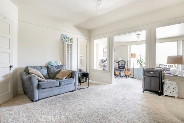 Detail Gallery Image 17 of 61 For 325 S Los Robles Ave, Pasadena,  CA 91101 - – Beds | – Baths