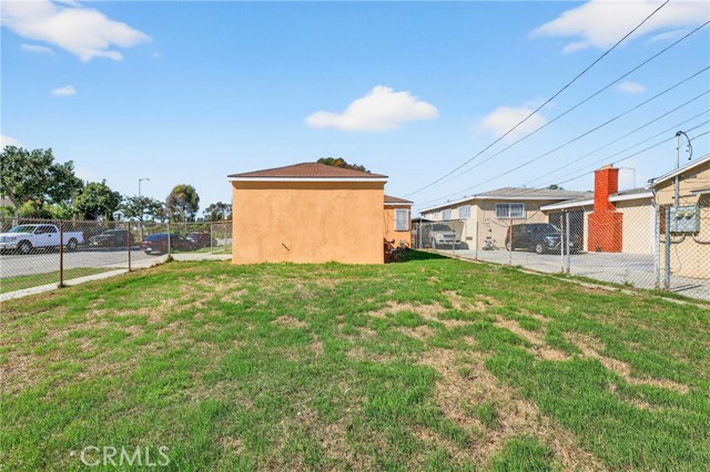 Detail Gallery Image 8 of 33 For 12032 Athens, Los Angeles,  CA 90061 - 3 Beds | 1 Baths