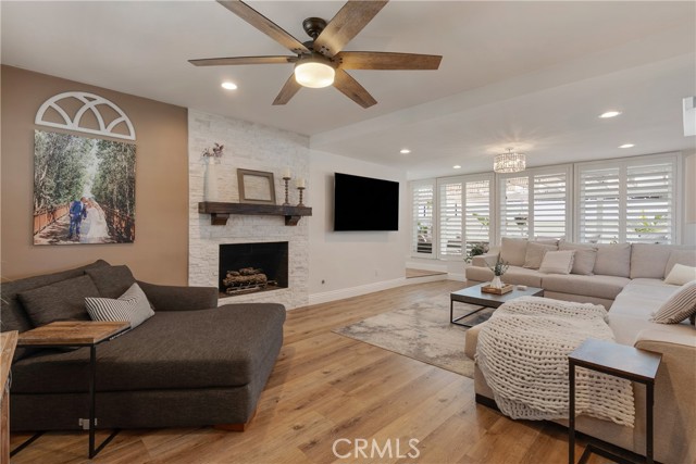 Detail Gallery Image 13 of 30 For 2090 Tevis Ave, Long Beach,  CA 90815 - 6 Beds | 3 Baths