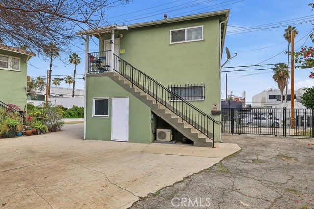 Detail Gallery Image 37 of 58 For 10714 Valley Spring Ln, North Hollywood,  CA 91602 - – Beds | – Baths