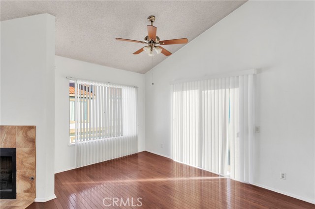 Detail Gallery Image 13 of 35 For 1216 S Cypress Ave #E,  Ontario,  CA 91762 - 2 Beds | 1/1 Baths