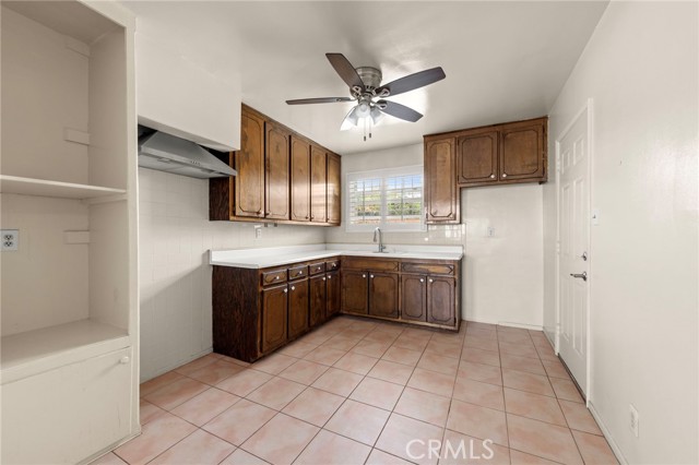 3 Bed Home for Sale in Compton, California