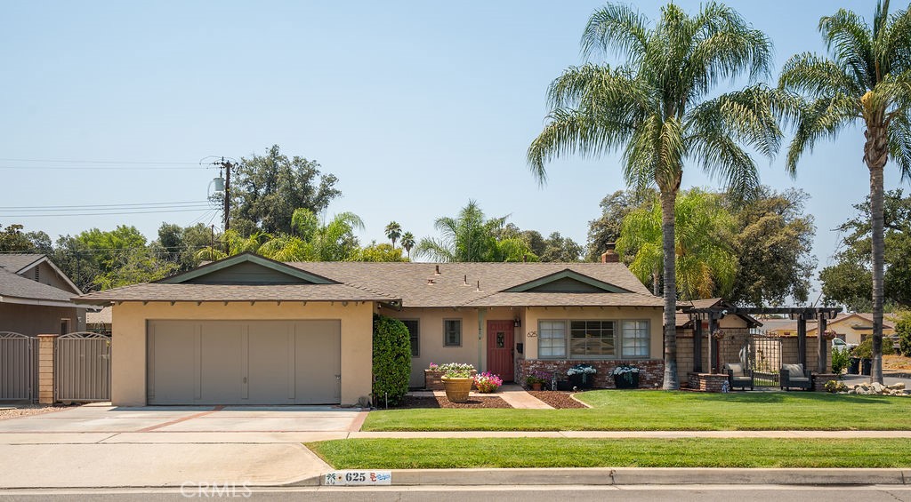 625 Cardinal Lane
