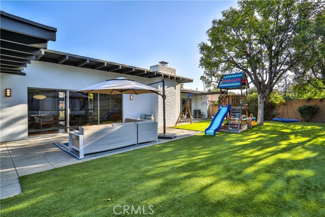 315 Teasdale Drive, Claremont CA: https://media.crmls.org/medias/6a1315de-cf2b-41fb-90ec-066acecf89e6.jpg