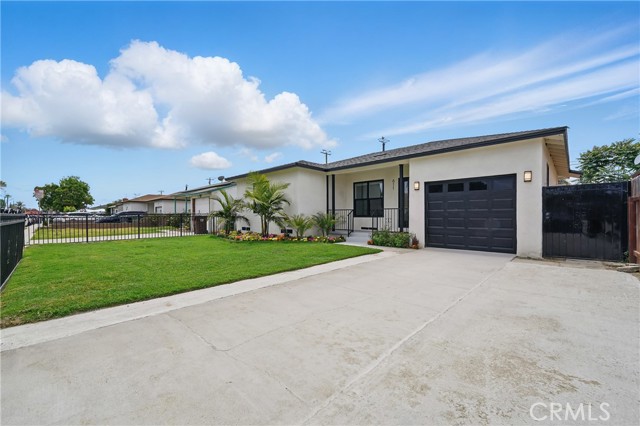 611 S Thorson Avenue, Compton CA: https://media.crmls.org/medias/6a13587c-1bd6-4b1a-aba5-571926fd6f1c.jpg