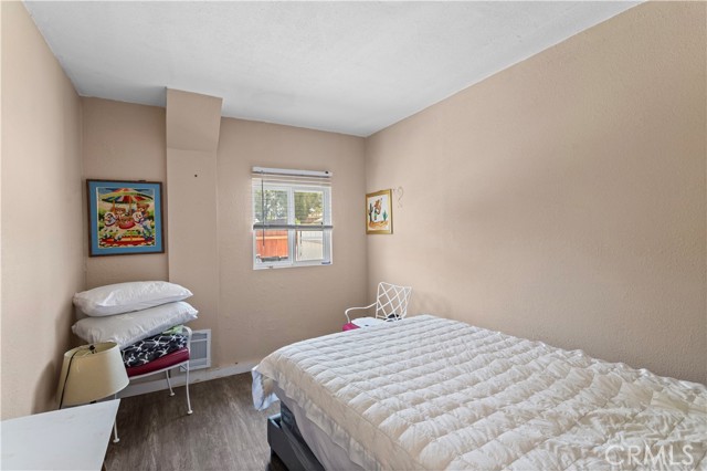 1633 W Ontario Avenue, Corona CA: https://media.crmls.org/medias/6a1370ee-ea76-4975-88db-960bd7b2d3b8.jpg