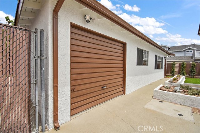 2009 Graham Avenue, Redondo Beach, California 90278, ,Residential Income,Sold,Graham,SB23143198