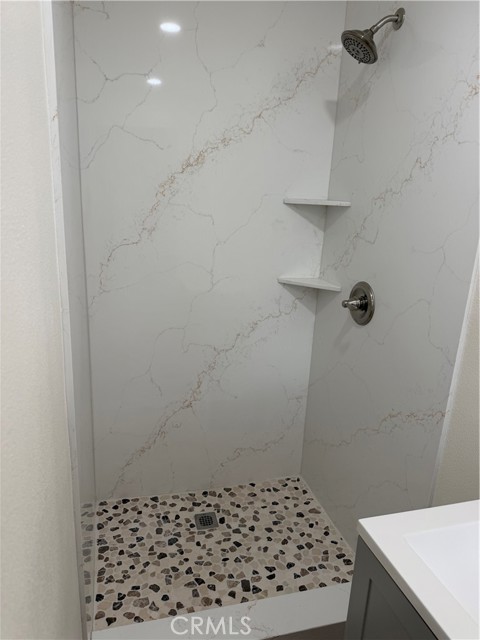 Detail Gallery Image 13 of 20 For 345 W Fairway, Big Bear City,  CA 92314 - 2 Beds | 1 Baths