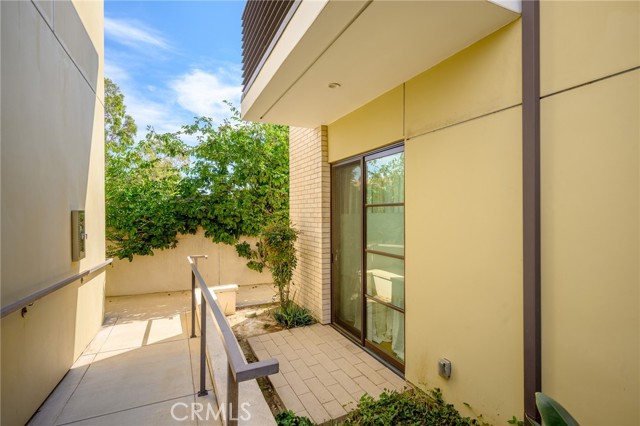Detail Gallery Image 16 of 39 For 125 Hurlbut St #108,  Pasadena,  CA 91105 - 2 Beds | 2 Baths