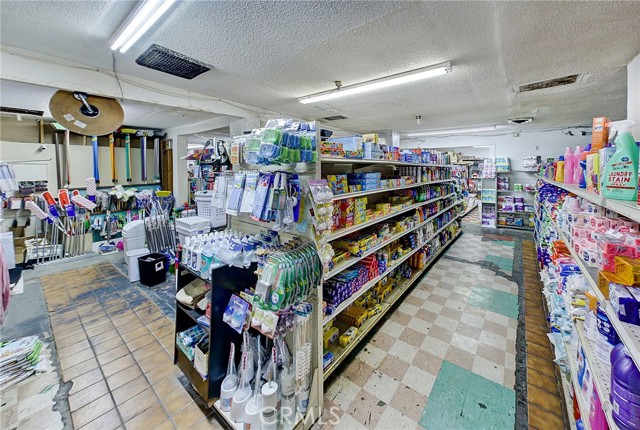 Image 11 of 28 For 4141 Whittier Boulevard