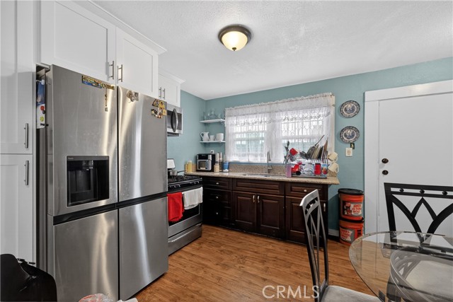 Detail Gallery Image 5 of 37 For 5710 Ruthelen, Los Angeles,  CA 90062 - – Beds | – Baths