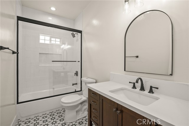 Detail Gallery Image 53 of 56 For 2840 Potomac Ave #1/2,  Los Angeles,  CA 90016 - 2 Beds | 1 Baths