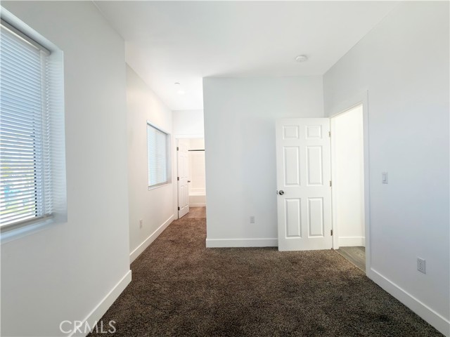 Detail Gallery Image 10 of 17 For 1491 Atlantic Ave, Long Beach,  CA 90813 - 2 Beds | 2 Baths