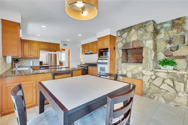 Image 26 of 61 For 4 Silverleaf