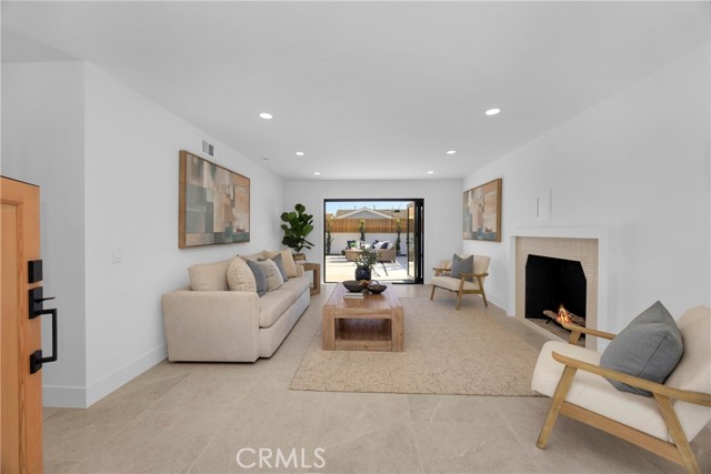 Detail Gallery Image 7 of 47 For 900 Catalina Ave, Seal Beach,  CA 90740 - 3 Beds | 2 Baths