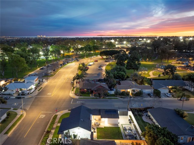 Detail Gallery Image 53 of 57 For 913 Junipero, Costa Mesa,  CA 92626 - 4 Beds | 2 Baths