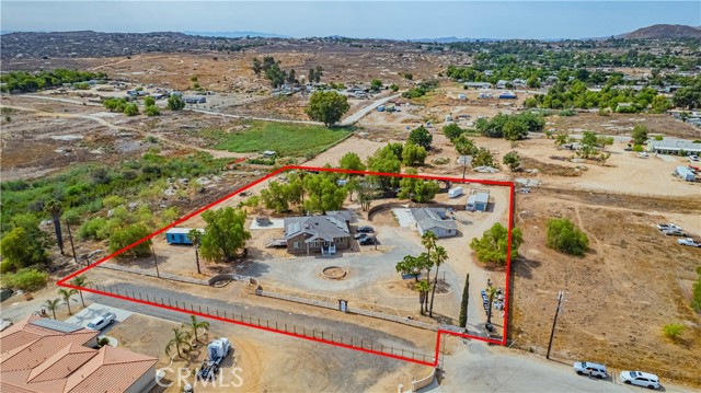 Detail Gallery Image 20 of 75 For 21981 Palm Ln, Perris,  CA 92570 - 8 Beds | 5 Baths