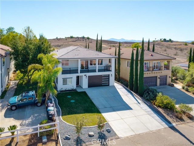 Detail Gallery Image 4 of 32 For 14473 Dove Canyon, Riverside,  CA 92503 - 4 Beds | 3 Baths