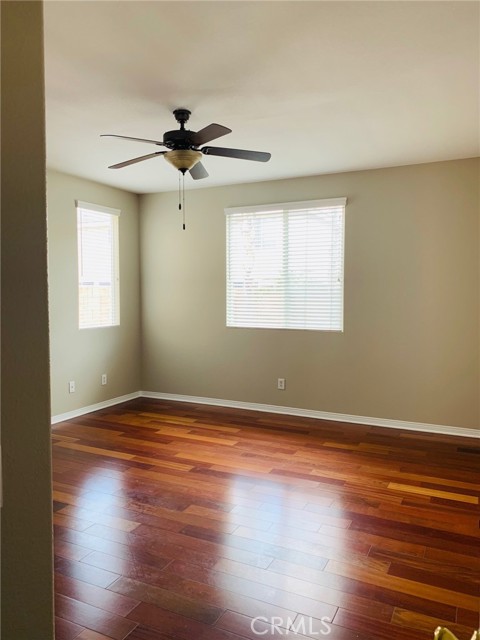 13759 Coldwater Court, Eastvale CA: https://media.crmls.org/medias/6a1abe28-2da4-406d-9ccf-49747fca6ef5.jpg