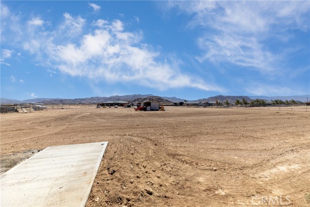 14625 Olema Road, Apple Valley CA: https://media.crmls.org/medias/6a1b5ffb-4792-4dfa-be2b-7b6cab55cbbd.jpg