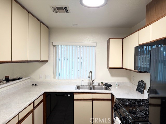 Detail Gallery Image 10 of 21 For 79661 Avenue 42 #5,  Bermuda Dunes,  CA 92203 - 2 Beds | 2 Baths