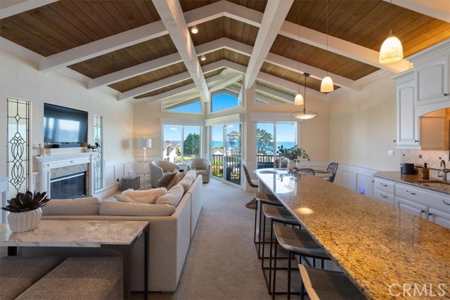 Detail Gallery Image 6 of 41 For 2251 Shell Beach Rd #19,  Pismo Beach,  CA 93449 - 2 Beds | 2 Baths