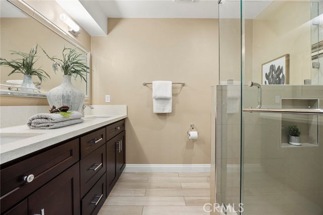 Detail Gallery Image 14 of 30 For 2108 via Caliente, Fullerton,  CA 92833 - 5 Beds | 4 Baths