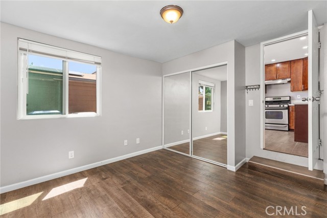 Image 6 of 25 For 4169 Myrtle Avenue