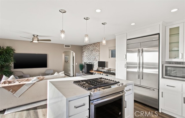 Detail Gallery Image 30 of 46 For 284 Chiquita, Laguna Beach,  CA 92651 - 4 Beds | 2/2 Baths