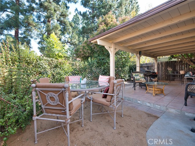 Detail Gallery Image 21 of 29 For 2085 Covington Ave, Simi Valley,  CA 93065 - 3 Beds | 2 Baths