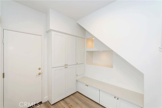 58 Paisley Place, Irvine CA: https://media.crmls.org/medias/6a202e56-13b2-4206-867e-5fcbb72171c4.jpg