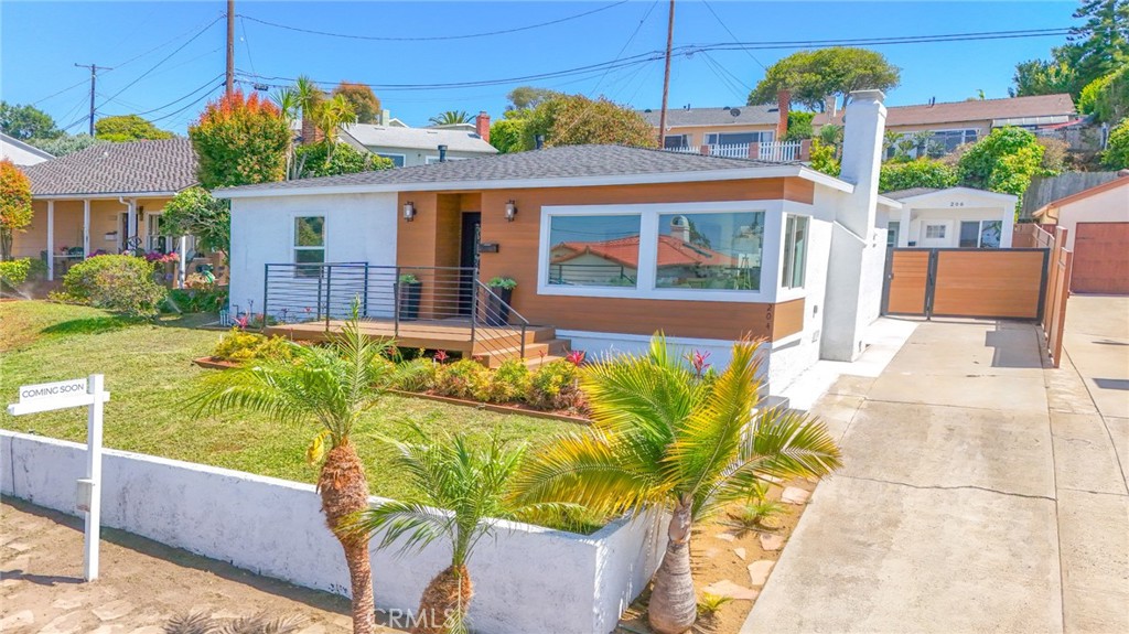 204 Via Colusa